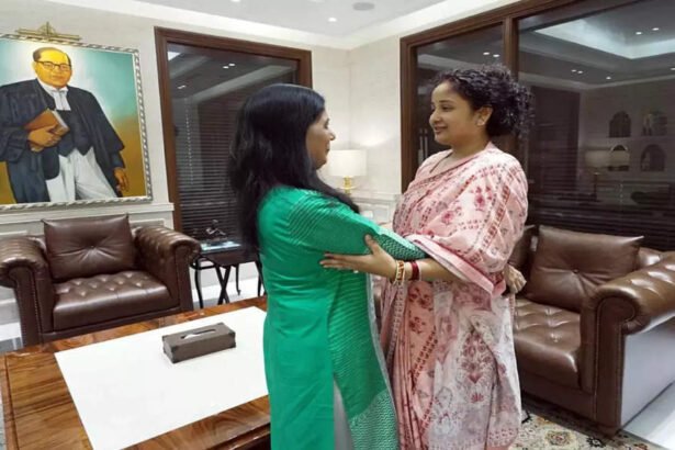 Former chief minister Hemant Soren's wife Kalpana meets Sunita Kejriwal | India News