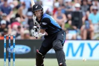 Luke Ronchi in talks for Pak coach’s role