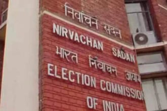 Election Commission to hold meeting to tackle voter apathy in urban & rural areas | India News