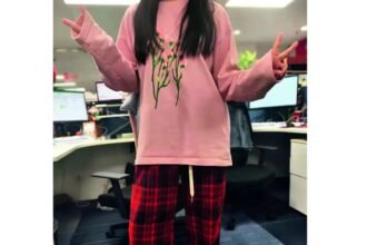 Furry slippers and sweatpants: Young Chinese embrace 'gross outfits' at work