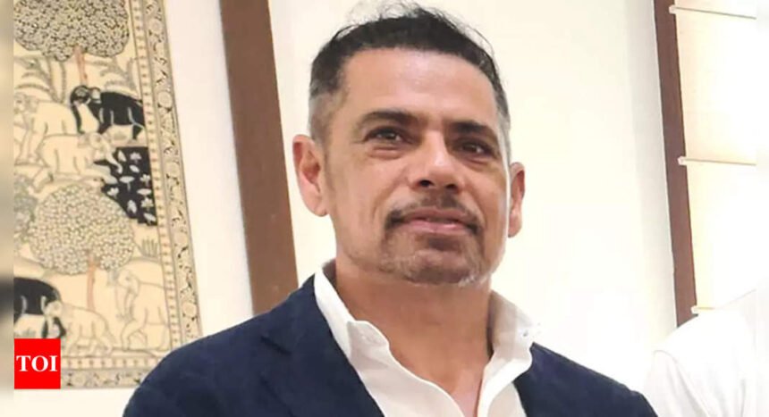 'People of Amethi expect me to represent their constituency,' says Robert Vadra | India News