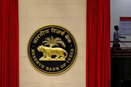 RBI: Rbi Likely To Hold Rates As Gdp Grows At Steady Pace | Mumbai News