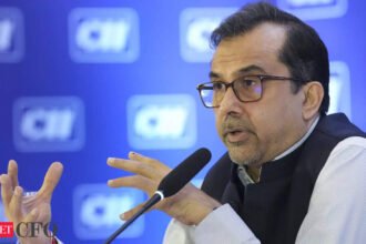 CII Prez Sanjiv Puri, ETCFO