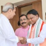 Odisha CM-designate Majhi meets Patnaik, invites him to swearing-in ceremony