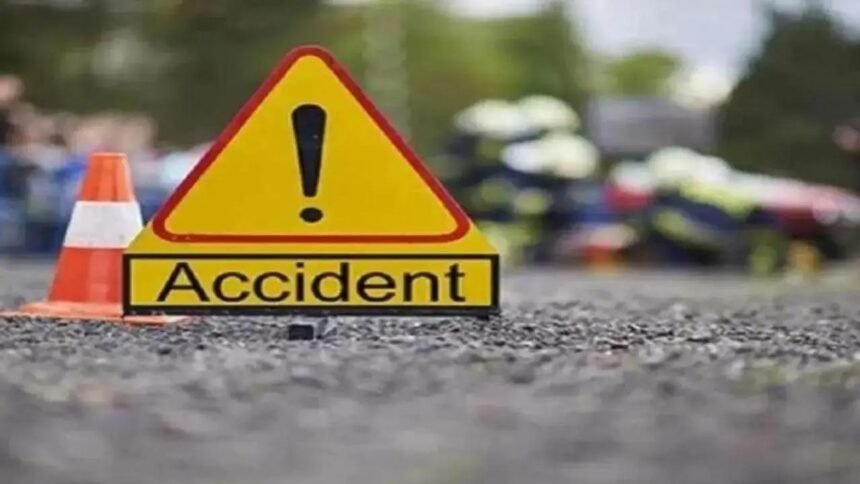 Telangana: Car rams into school bus; 1 dead, 2 injured 