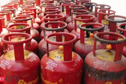 Will govt retain focus on LPG subsidy to keep the cooker burning in rural India?, ETCFO