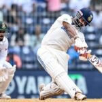 Bangladesh 158 for 4 in chase of 515 as bad light stops play