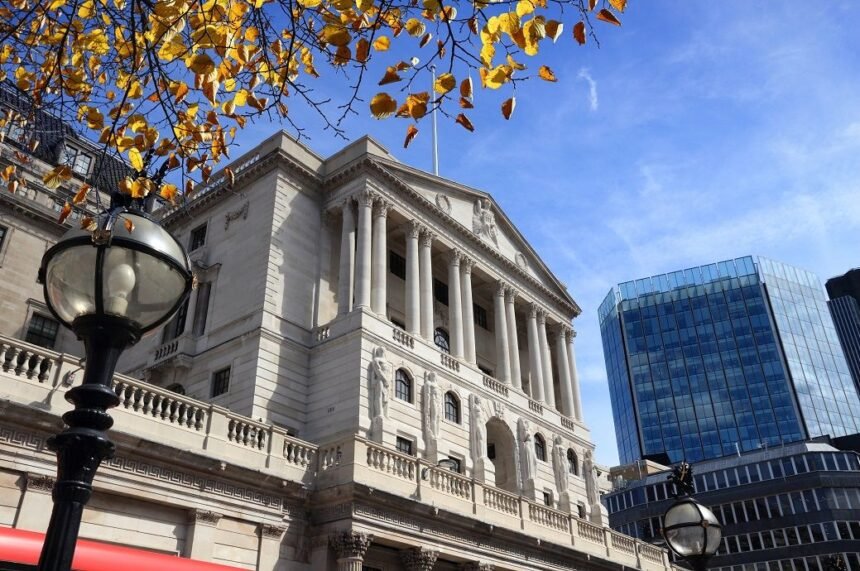 Bank of England holds interest rate steady at 5%