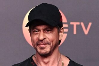 Chaos at Mumbai airport as Shah Rukh Khan heads for IIFA 2024