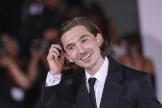 Austin Abrams interview | On charming Brad Pitt and George Clooney in ‘Wolfs’ and Season 3 of ‘Euphoria’