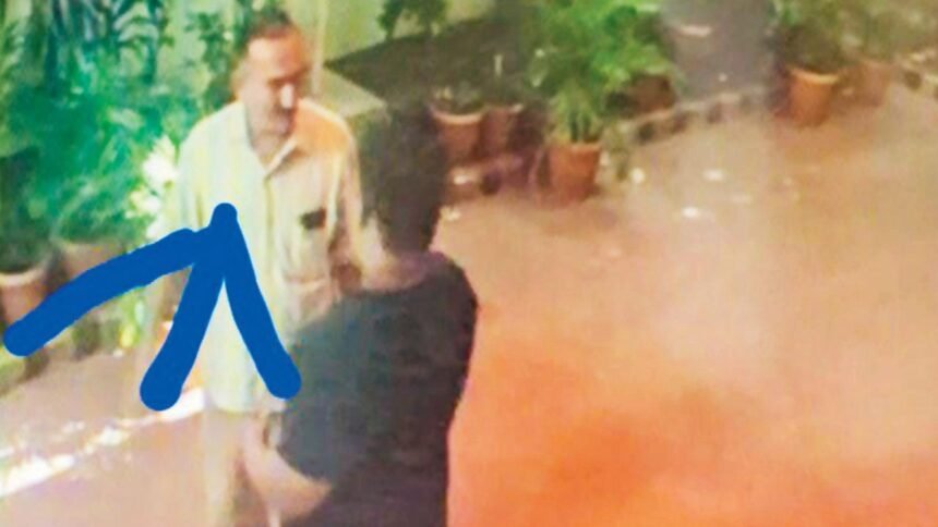 Mumbai: Four unknown people enter Andheri school, take photos of girl students