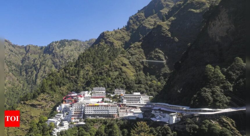 Over 4 lakh devotees throng Vaishno Devi during Navaratri; world peace yagya ends | India News