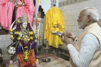 PM Modi`s Maharashtra visit: Prime Minister offers prayers at Poharadevi temple