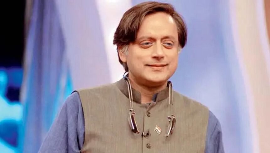 SC extends stay on defamation proceedings against Shashi Tharoor