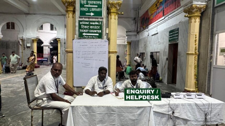 Special Train with trapped passengers leaves from Chennai after Express crash