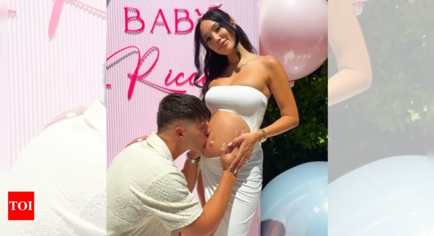 Scarlet Vas: Onlyfans star Scarlet Vas addresses online backlash over step-sibling relationship and pregnancy announcement | World News