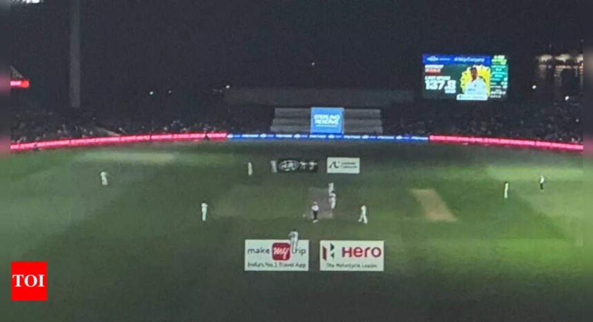 'Karachi feels in Adelaide': Social media goes berserk after light fiasco in India vs Australia 2nd Test | Cricket News