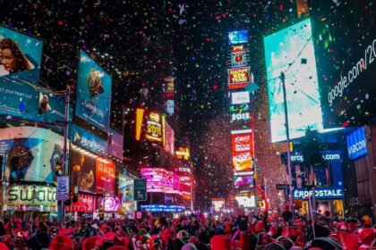 New York City prepares for heavily secured New Year’s eve in Times Square - Drones, dogs, officers deployed