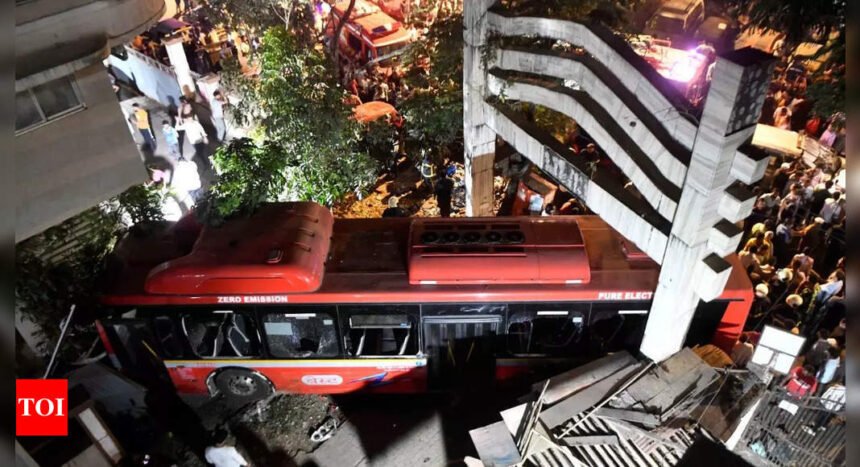 'Not comfortable with automatic transmission': BEST bus driver involved in Mumbai crash says he got confused | Mumbai News